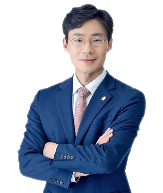 고정항 총괄변호사